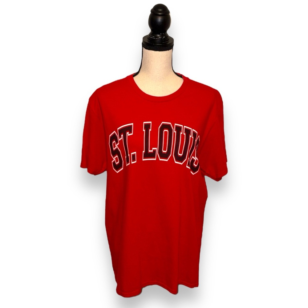 Port & Company St. Louis Red Graphic T-Shirt Tee Size Large EUC